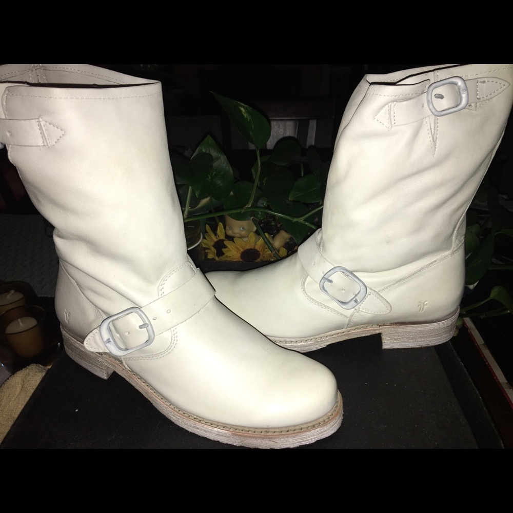Brand new Frye mid-calf boot size 8.5